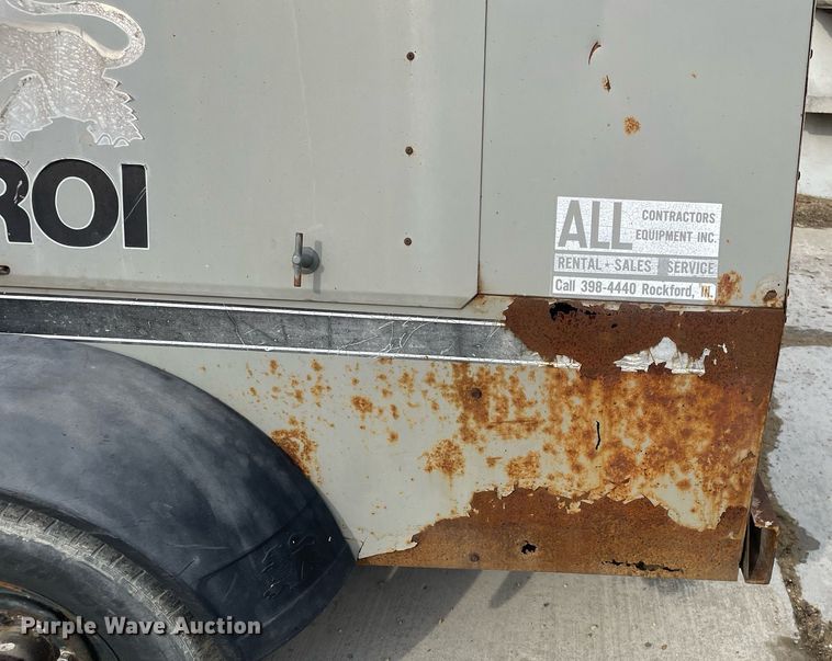 image for item LJ9567 1995 Leroi Q185DJ-E  air compressor