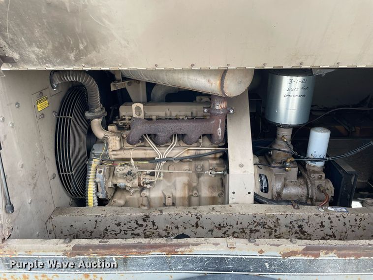 image for item LJ9567 1995 Leroi Q185DJ-E  air compressor