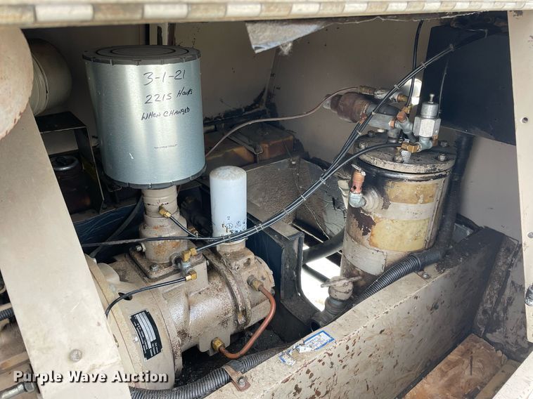 image for item LJ9567 1995 Leroi Q185DJ-E  air compressor