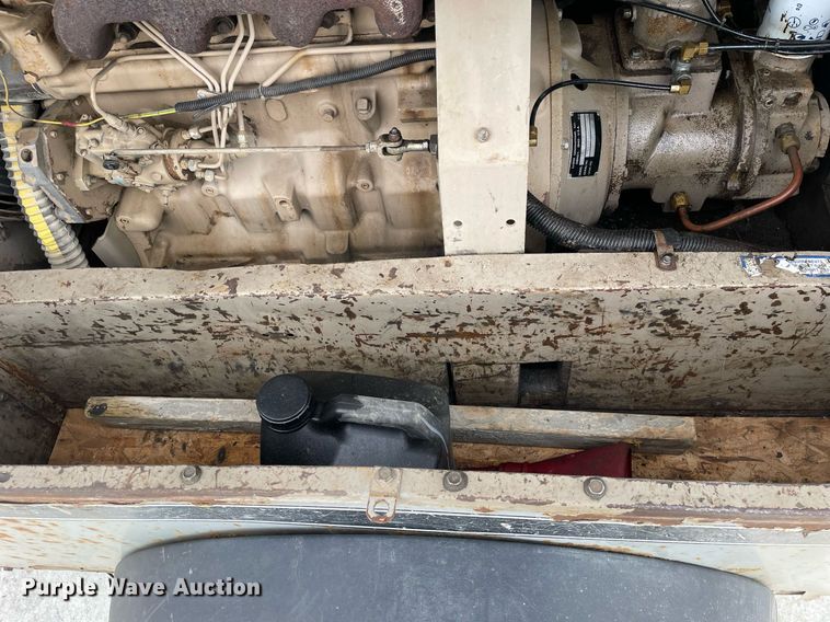 image for item LJ9567 1995 Leroi Q185DJ-E  air compressor