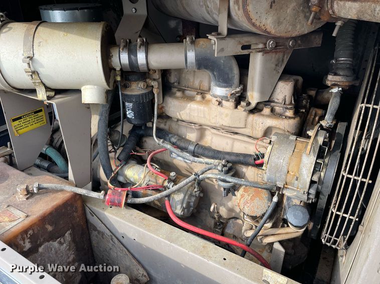 image for item LJ9567 1995 Leroi Q185DJ-E  air compressor