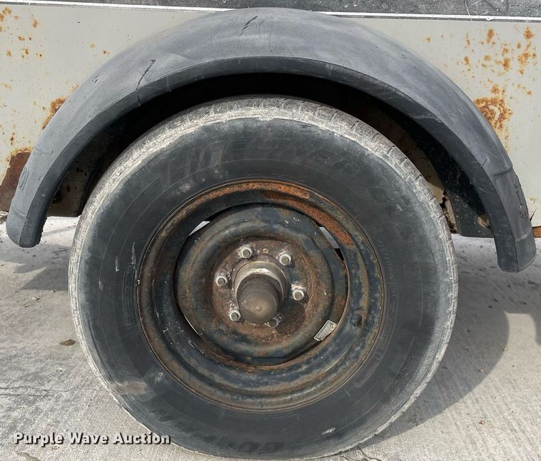 image for item LJ9567 1995 Leroi Q185DJ-E  air compressor