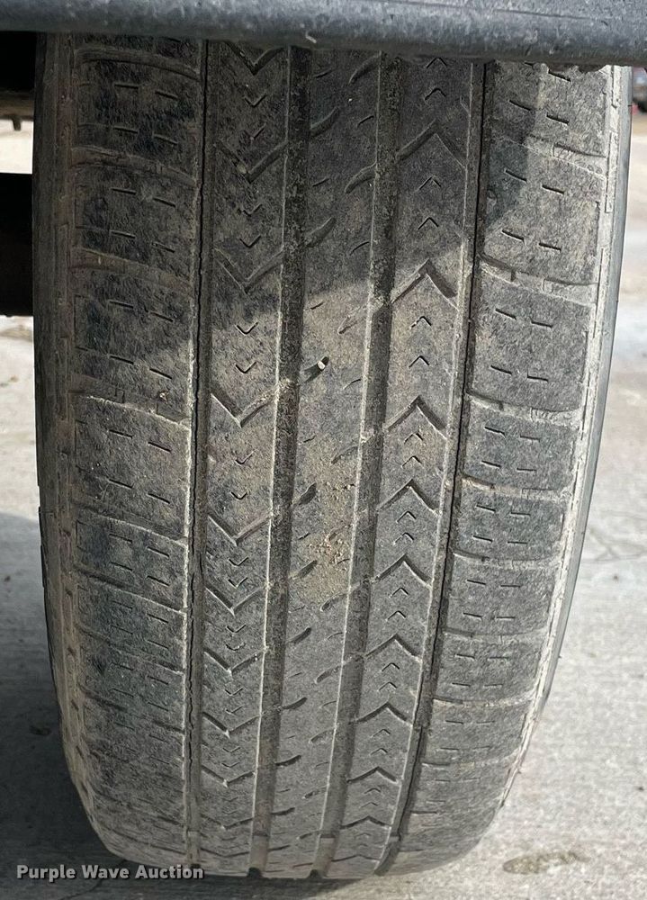 image for item LJ9567 1995 Leroi Q185DJ-E  air compressor