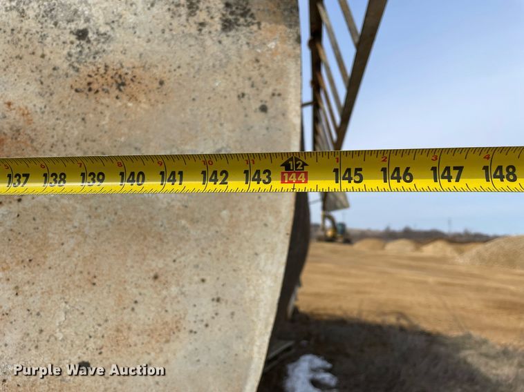 image for item LJ9569 C&W MFG CP305  cement silo