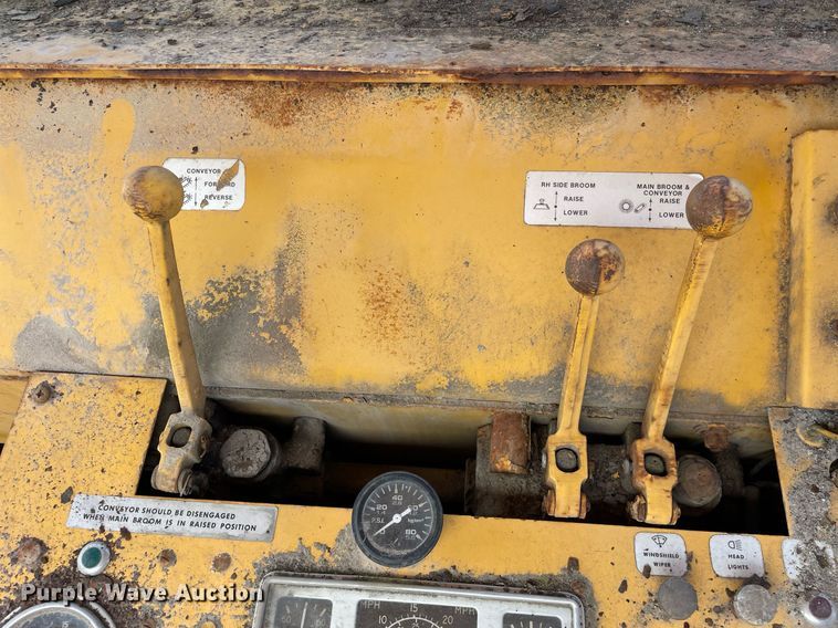 image for item LJ9572 Elgin Pelican  street sweeper