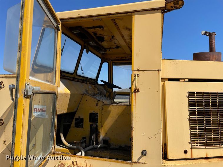 image for item LJ9572 Elgin Pelican  street sweeper