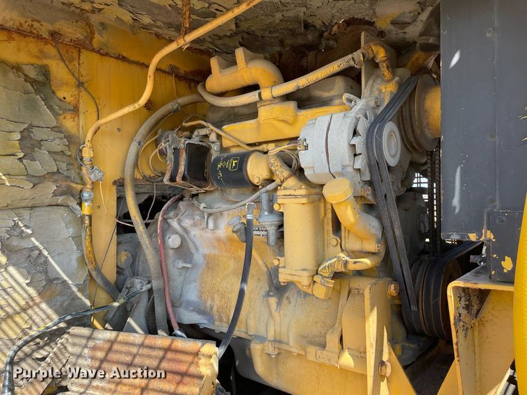 image for item LJ9572 Elgin Pelican  street sweeper