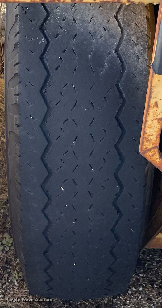 image for item LJ9572 Elgin Pelican  street sweeper