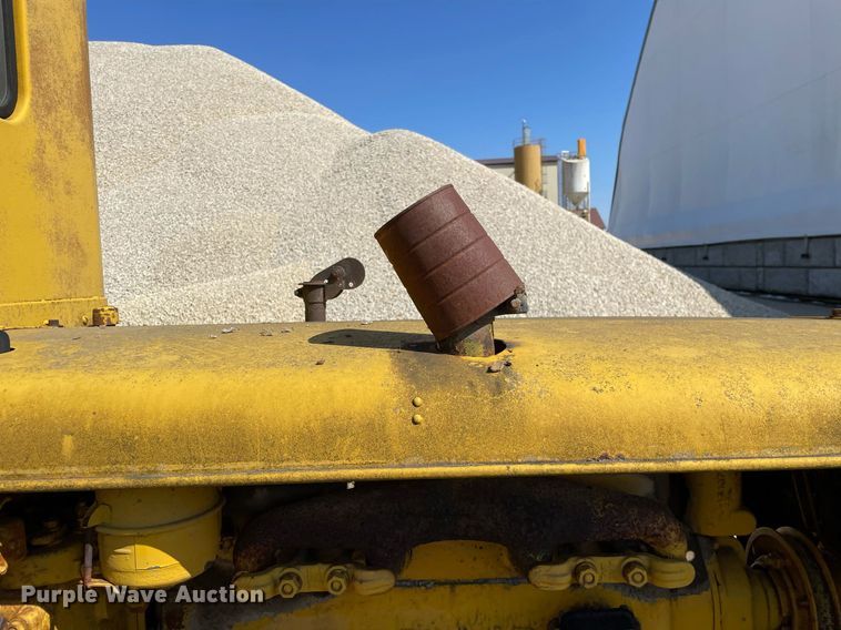 image for item LJ9573 Caterpillar  rigid frame motor grader