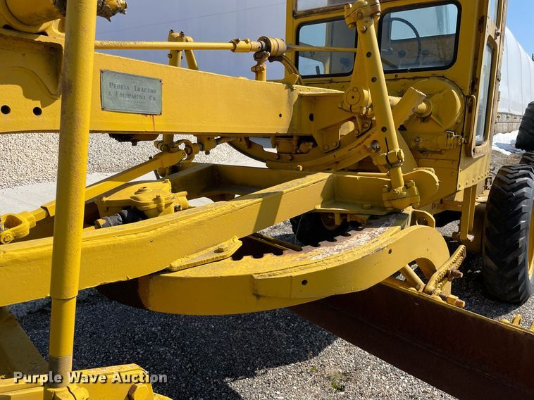 image for item LJ9573 Caterpillar  rigid frame motor grader