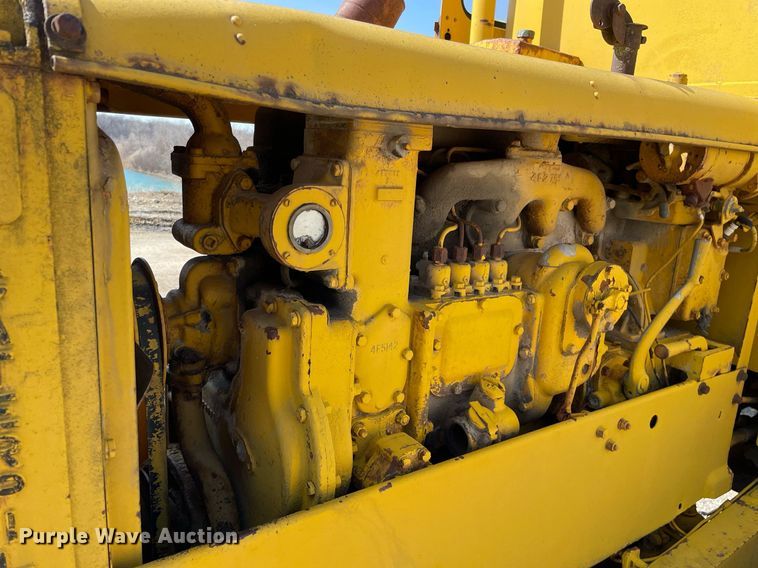 image for item LJ9573 Caterpillar  rigid frame motor grader