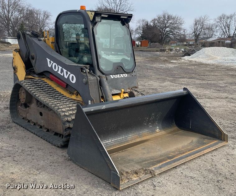 image for item LJ9575 Volvo MC125C  tracked skid steer loader