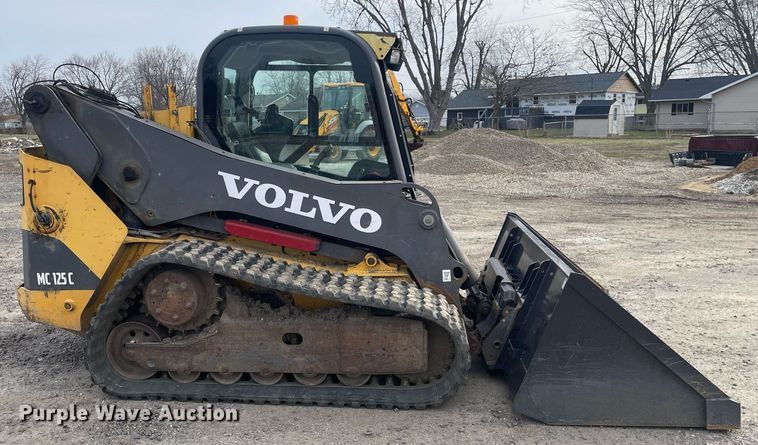 image for item LJ9575 Volvo MC125C  tracked skid steer loader