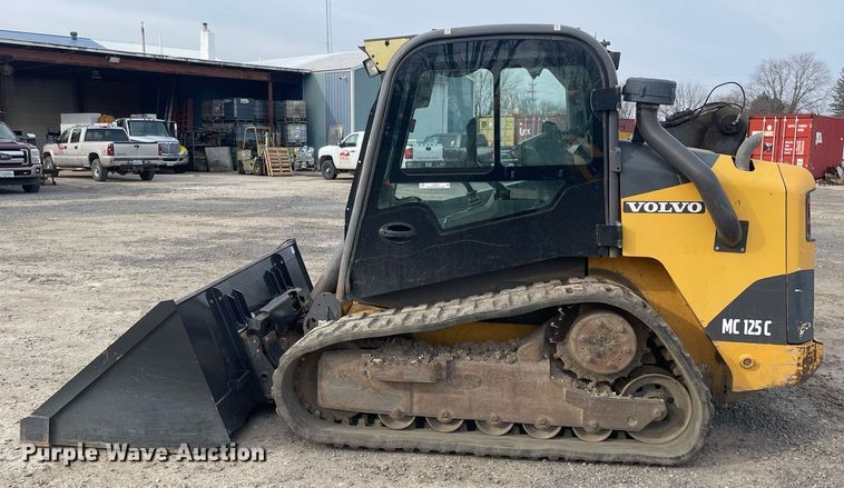 image for item LJ9575 Volvo MC125C  tracked skid steer loader