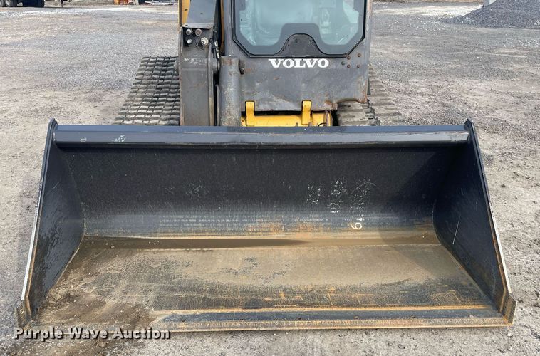 image for item LJ9575 Volvo MC125C  tracked skid steer loader