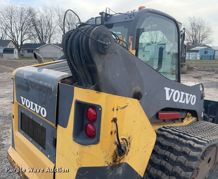 image for item LJ9575 Volvo MC125C  tracked skid steer loader
