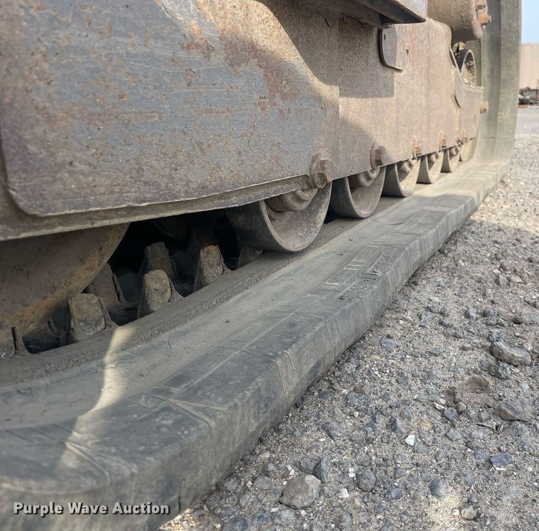 image for item LJ9575 Volvo MC125C  tracked skid steer loader