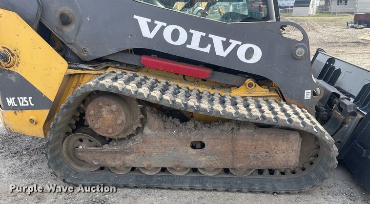 image for item LJ9575 Volvo MC125C  tracked skid steer loader