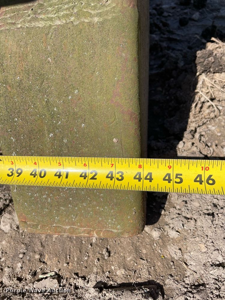 image for item LJ9581 44" grapple bucket