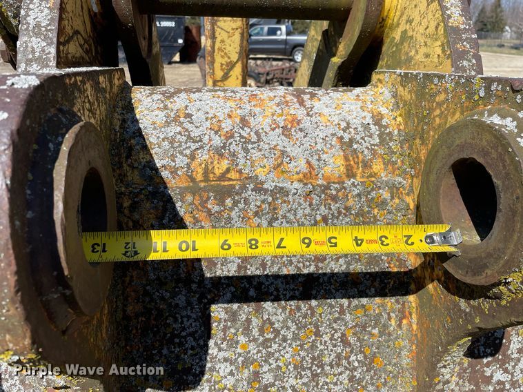 image for item LJ9581 44" grapple bucket