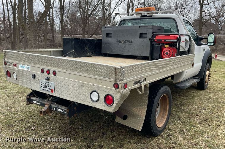 image for item LJ9595 2006 Ford F450 Super Duty XLT  flatbed truck