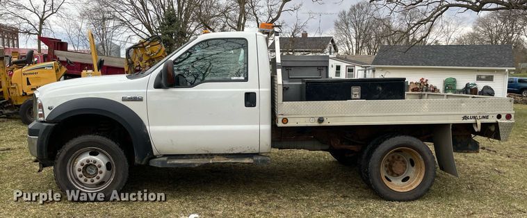 image for item LJ9595 2006 Ford F450 Super Duty XLT  flatbed truck