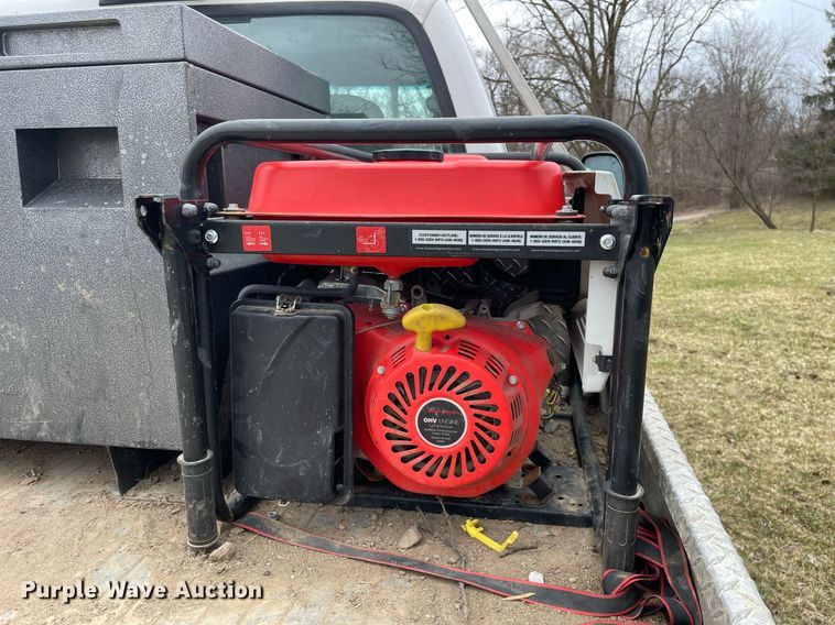 image for item LJ9595 2006 Ford F450 Super Duty XLT  flatbed truck