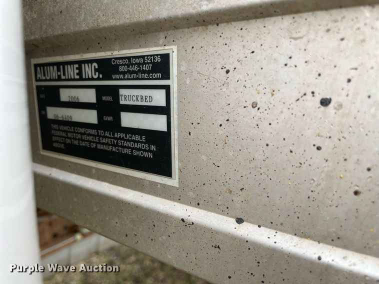 image for item LJ9595 2006 Ford F450 Super Duty XLT  flatbed truck