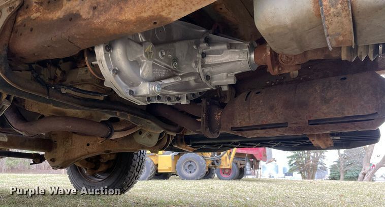 image for item LJ9595 2006 Ford F450 Super Duty XLT  flatbed truck