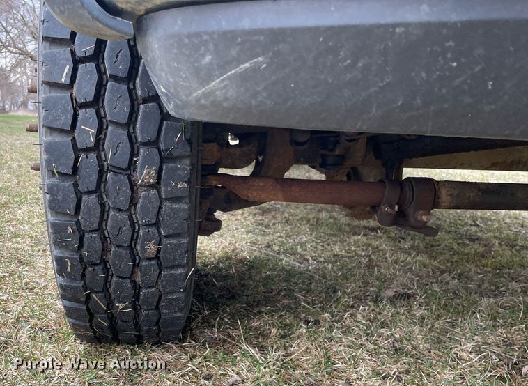 image for item LJ9595 2006 Ford F450 Super Duty XLT  flatbed truck