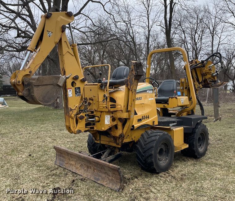 image for item LJ9596 2005 Vermeer RT650  cable plow