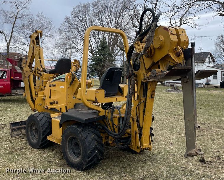 image for item LJ9596 2005 Vermeer RT650  cable plow