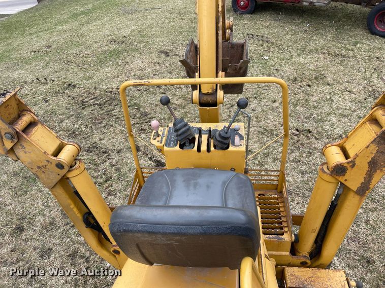 image for item LJ9596 2005 Vermeer RT650  cable plow