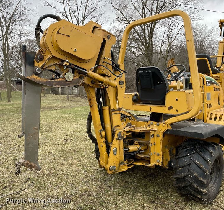 image for item LJ9596 2005 Vermeer RT650  cable plow