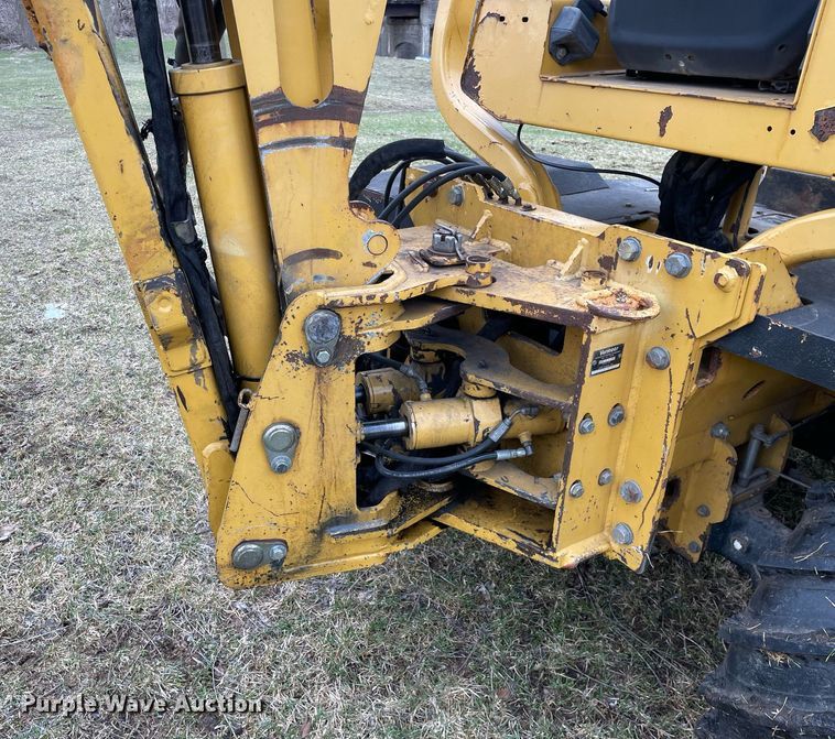 image for item LJ9596 2005 Vermeer RT650  cable plow