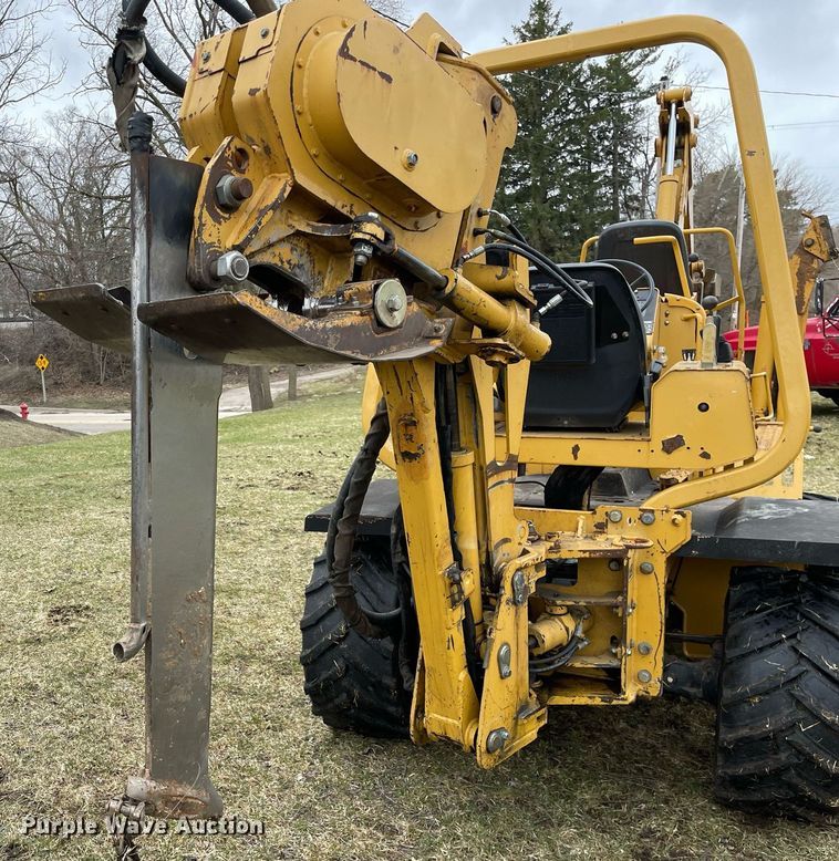 image for item LJ9596 2005 Vermeer RT650  cable plow