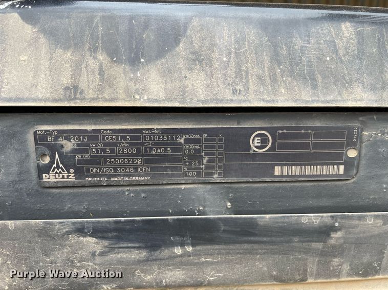 image for item LJ9596 2005 Vermeer RT650  cable plow