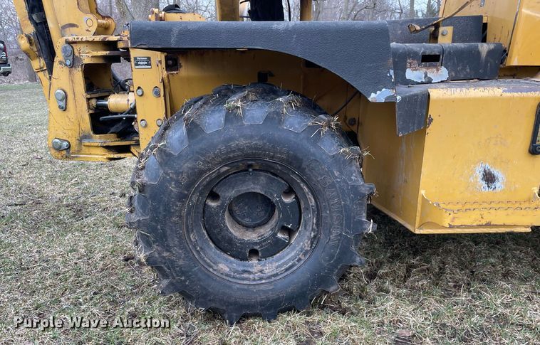 image for item LJ9596 2005 Vermeer RT650  cable plow