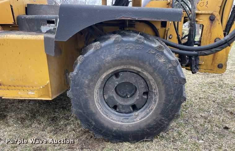 image for item LJ9596 2005 Vermeer RT650  cable plow