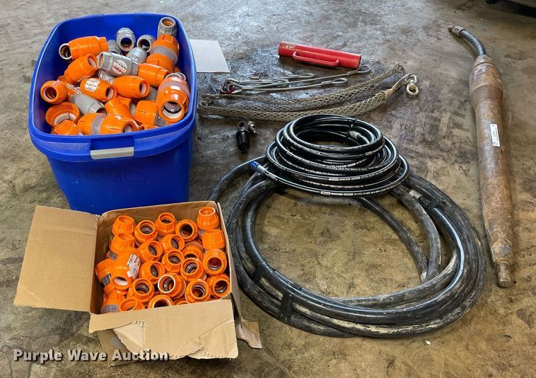 image for item LJ9599 Piercing mole