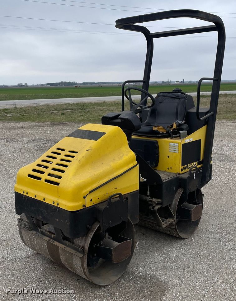 image for item LJ9605 2005 Wacker RD11A  double drum vibratory roller