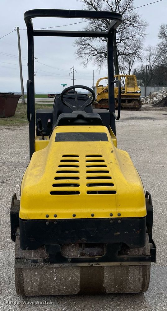 image for item LJ9605 2005 Wacker RD11A  double drum vibratory roller