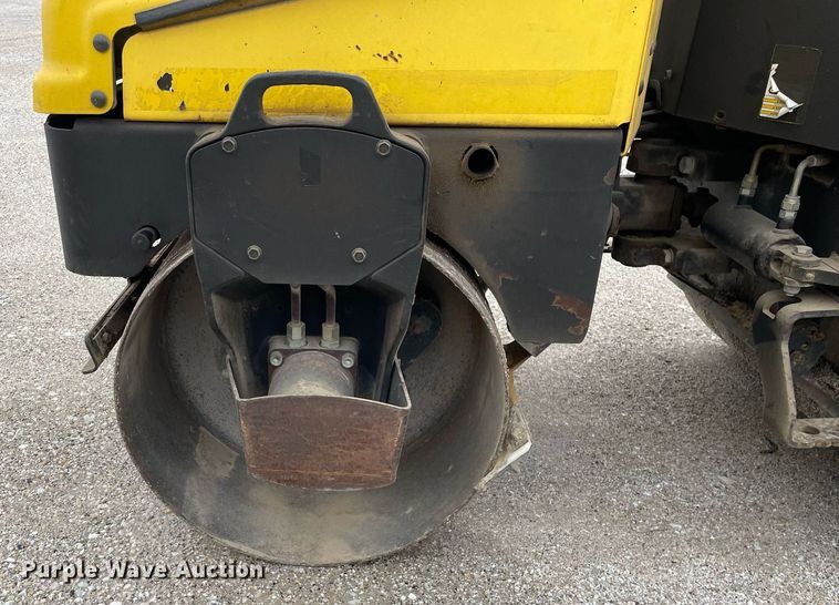 image for item LJ9605 2005 Wacker RD11A  double drum vibratory roller