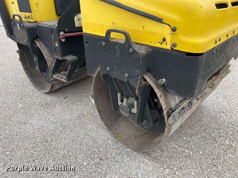 image for item LJ9605 2005 Wacker RD11A  double drum vibratory roller