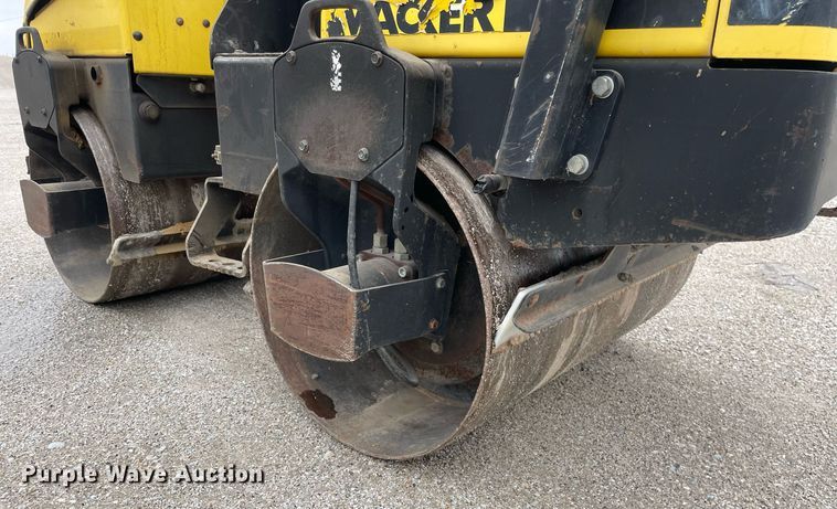 image for item LJ9605 2005 Wacker RD11A  double drum vibratory roller
