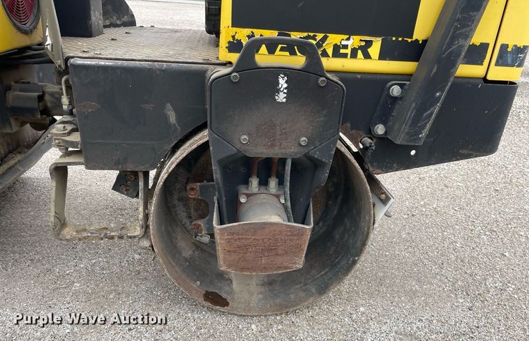 image for item LJ9605 2005 Wacker RD11A  double drum vibratory roller