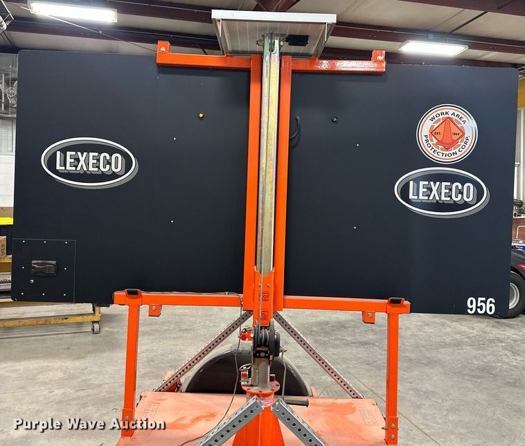 image for item LP9850 2017 Arrowmaster  arrow board trailer