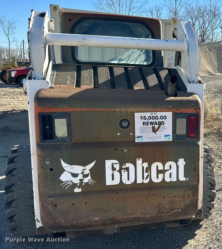 image for item LP9855 2002 Bobcat S185  skid steer loader