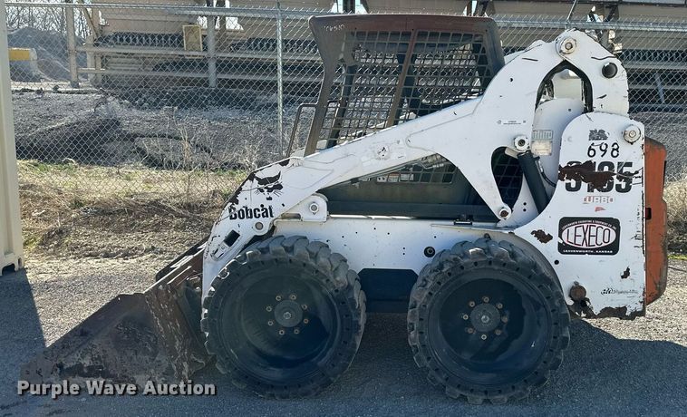 image for item LP9855 2002 Bobcat S185  skid steer loader