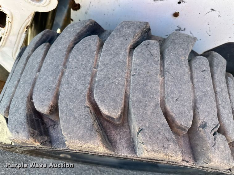 image for item LP9855 2002 Bobcat S185  skid steer loader